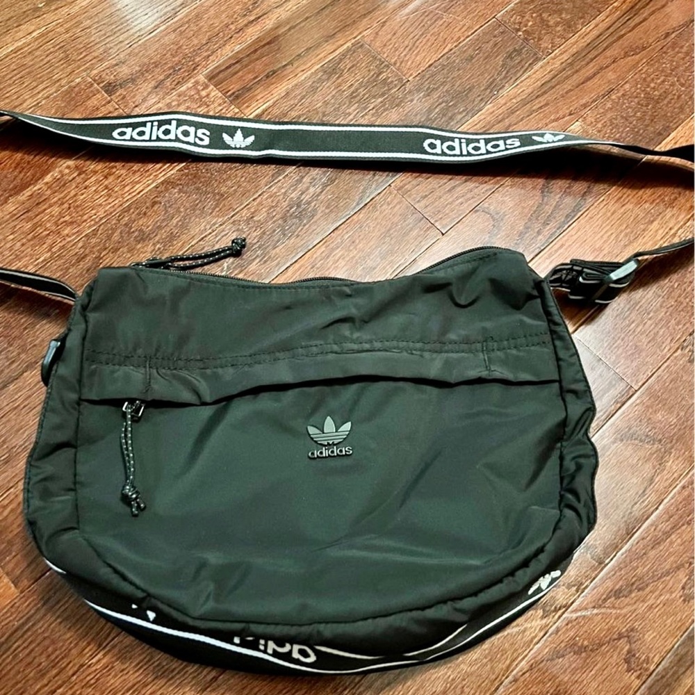 Adidas medium size crossbody, barely used, cleaning out closet